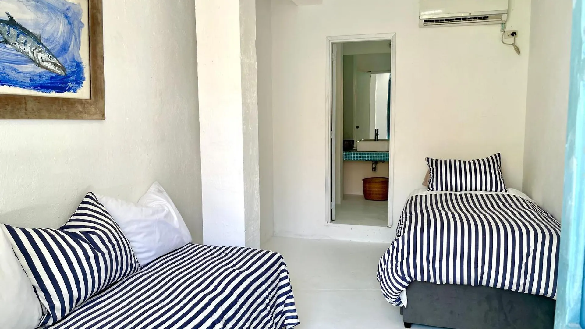 By Calamari Homes - Casa Aura Victoria Walled City Картахена 0*,